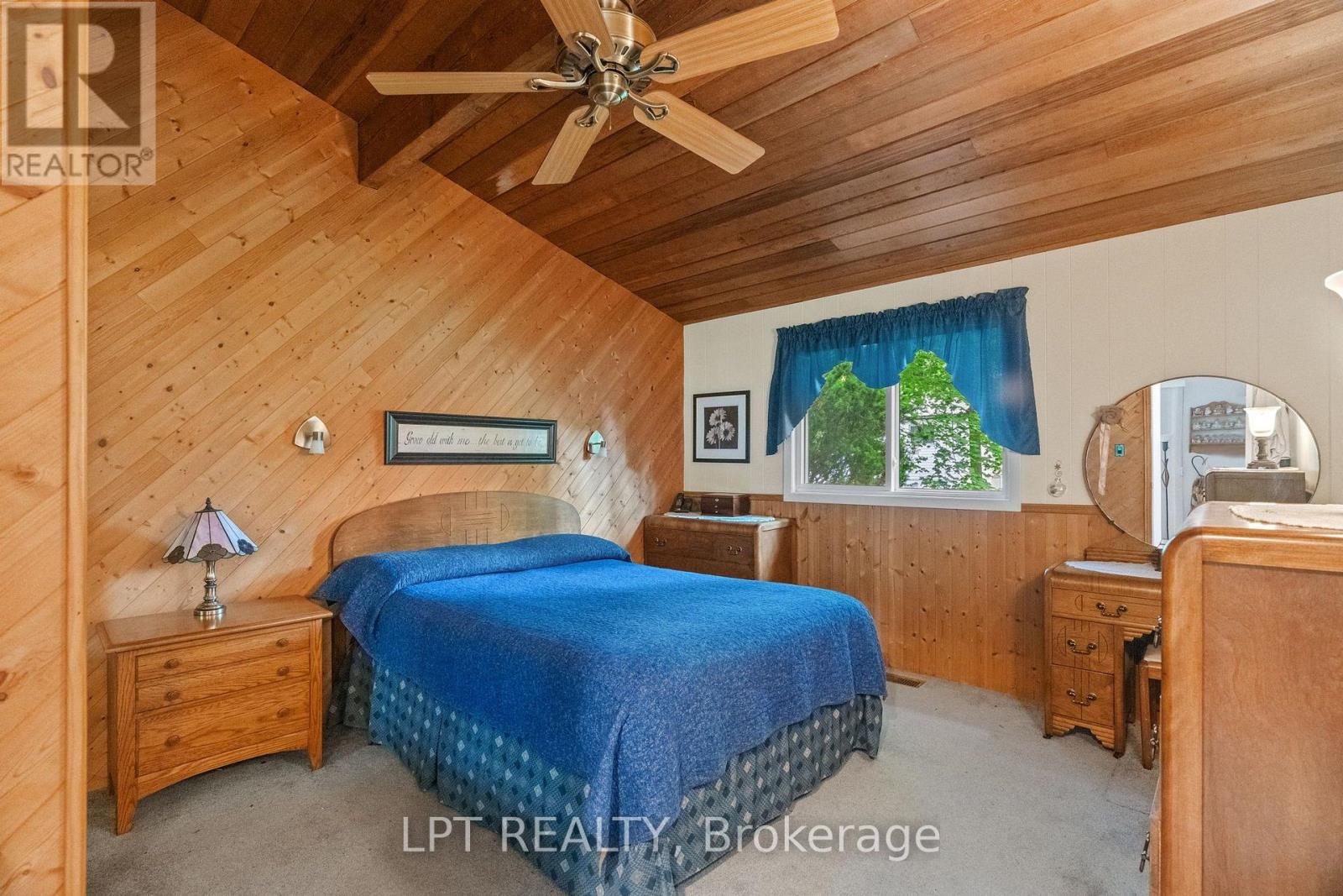 8452 DEFORE DRIVE - Image 18