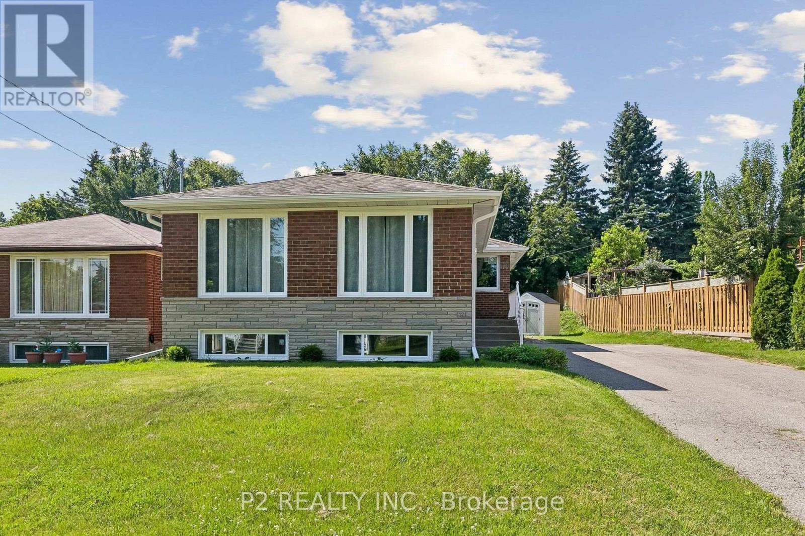 121 CONFEDERATION DRIVE - 1