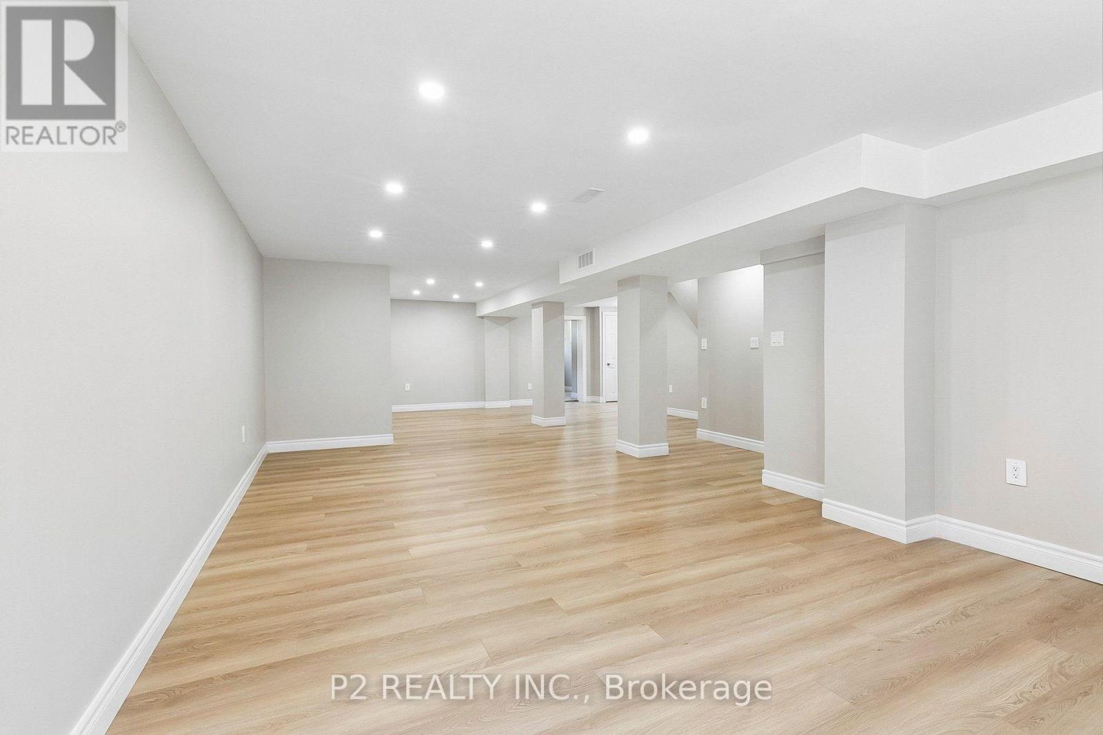 121 CONFEDERATION DRIVE - 45