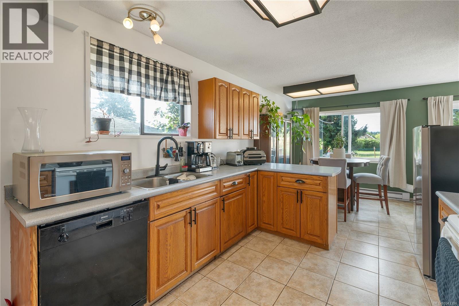 221 Hilchey Rd - 23