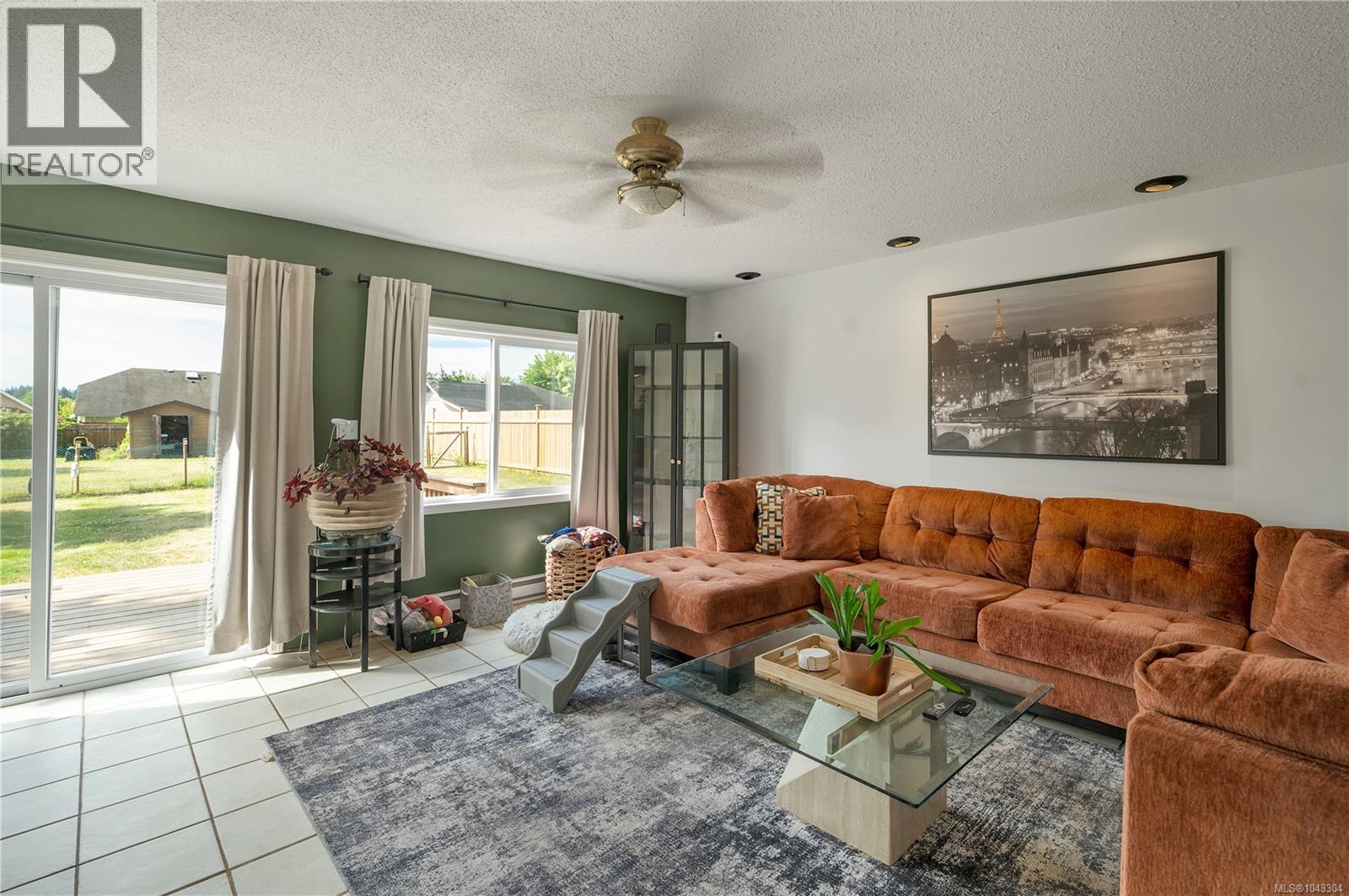 221 Hilchey Rd - 6