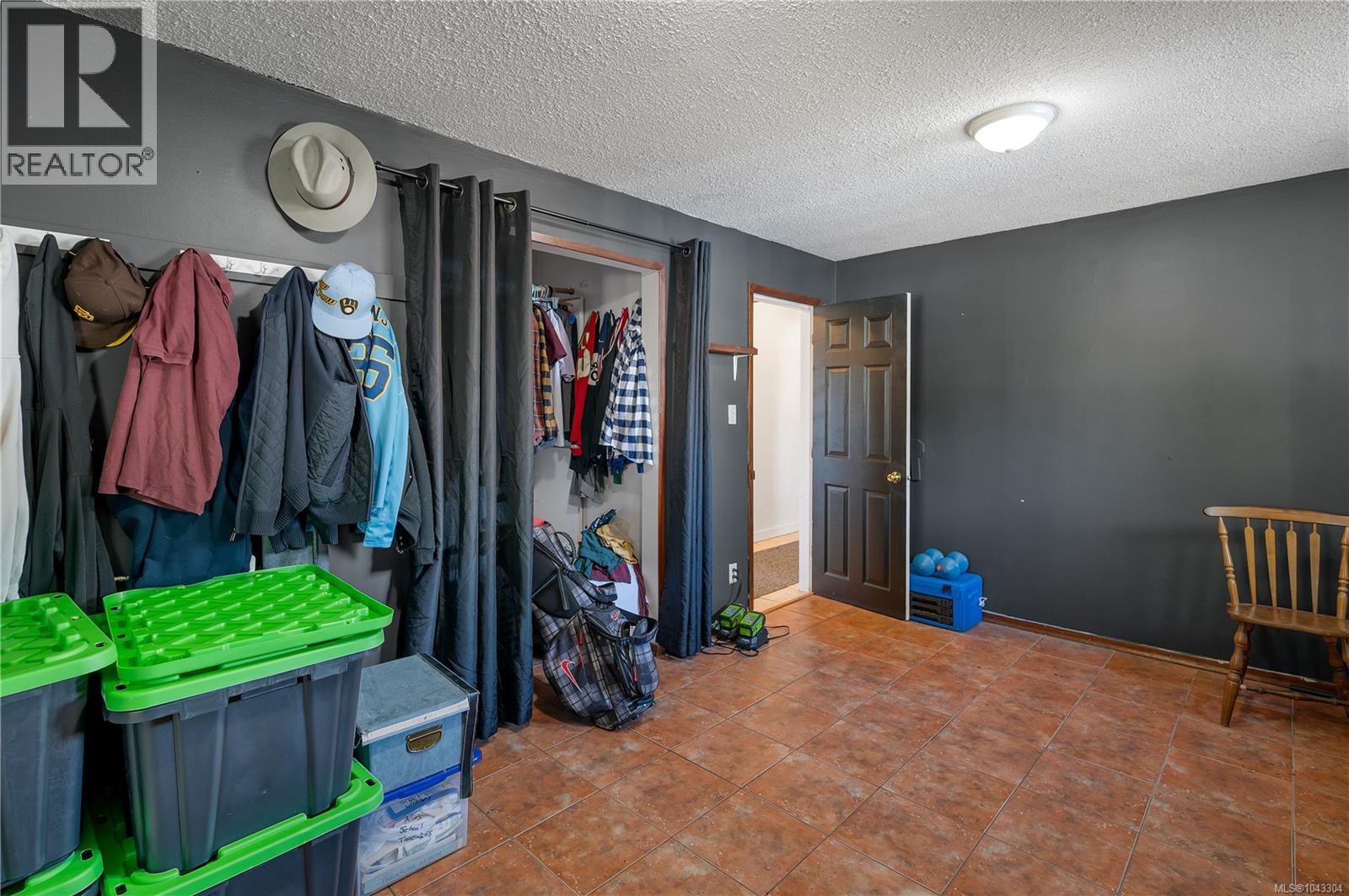 221 Hilchey Rd - 26