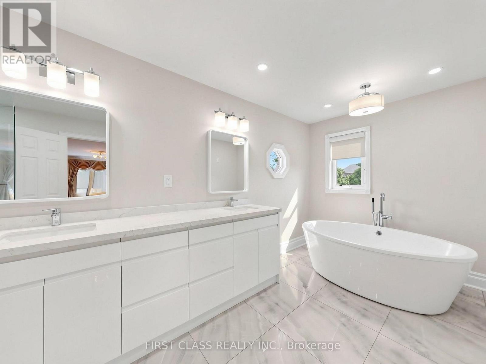 9 WESTPOINT COURT - 21