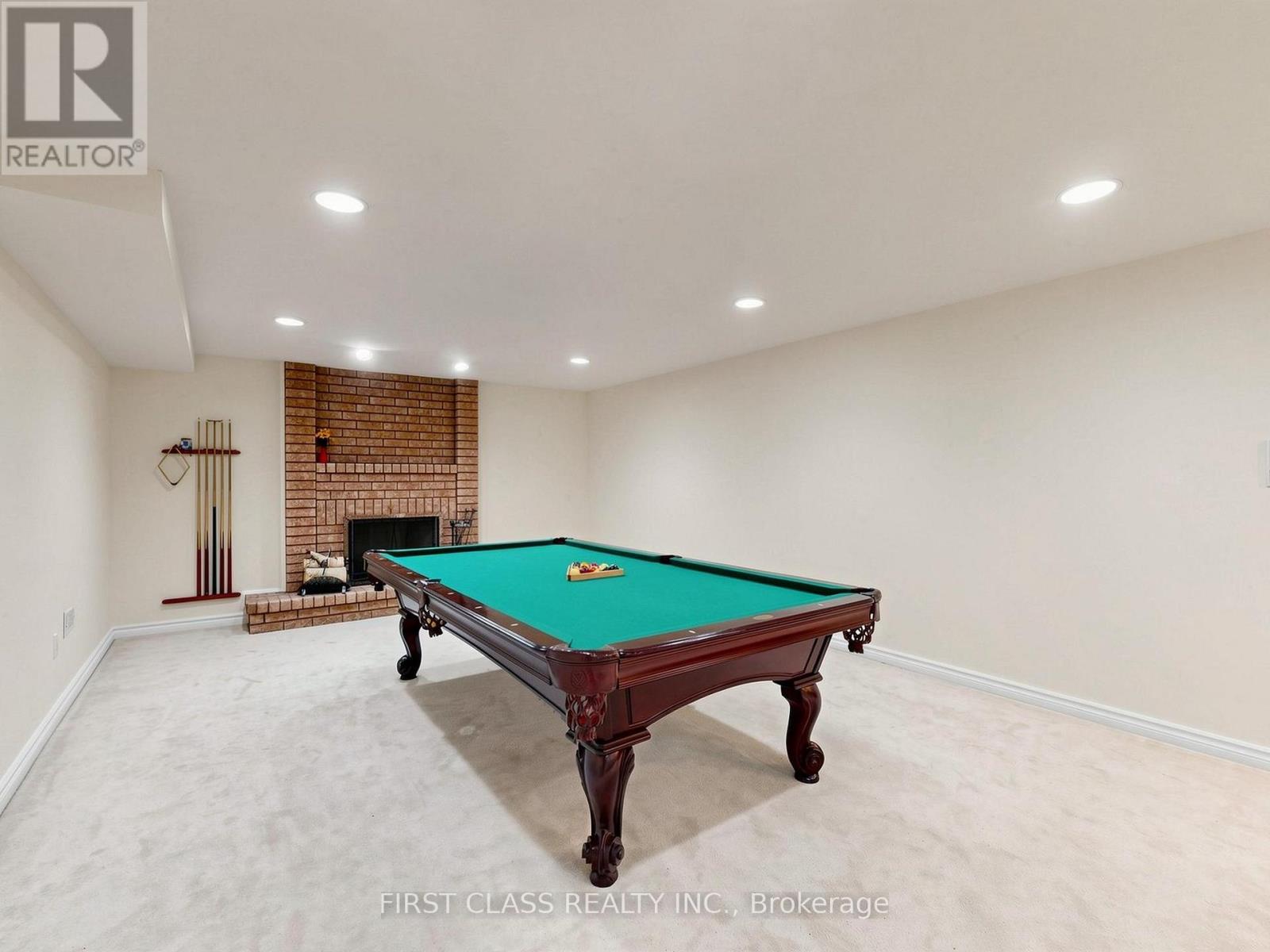 9 WESTPOINT COURT - 36
