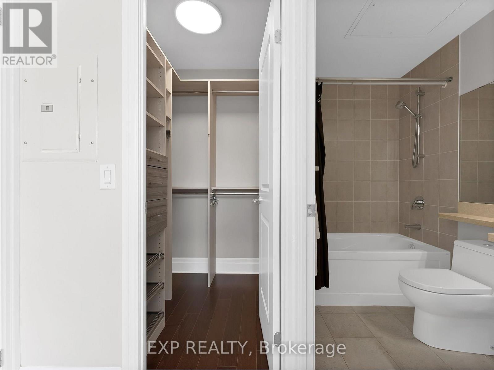 #1004 131 UPPER DUKE CRESCENT - 16