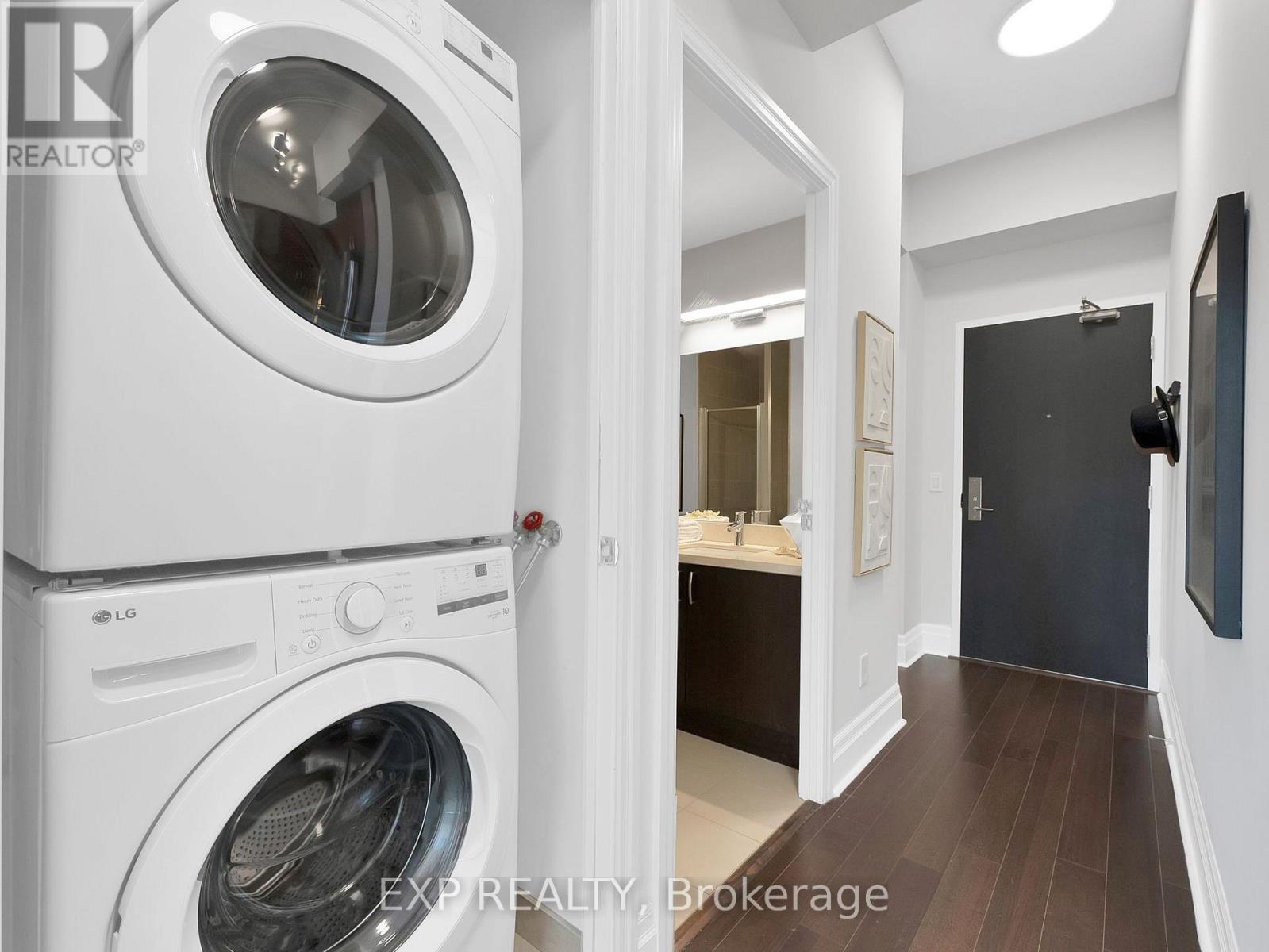 #1004 131 UPPER DUKE CRESCENT - 6