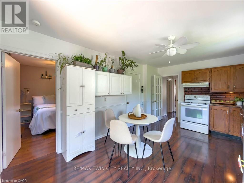 137 FRANCIS STREET - 16