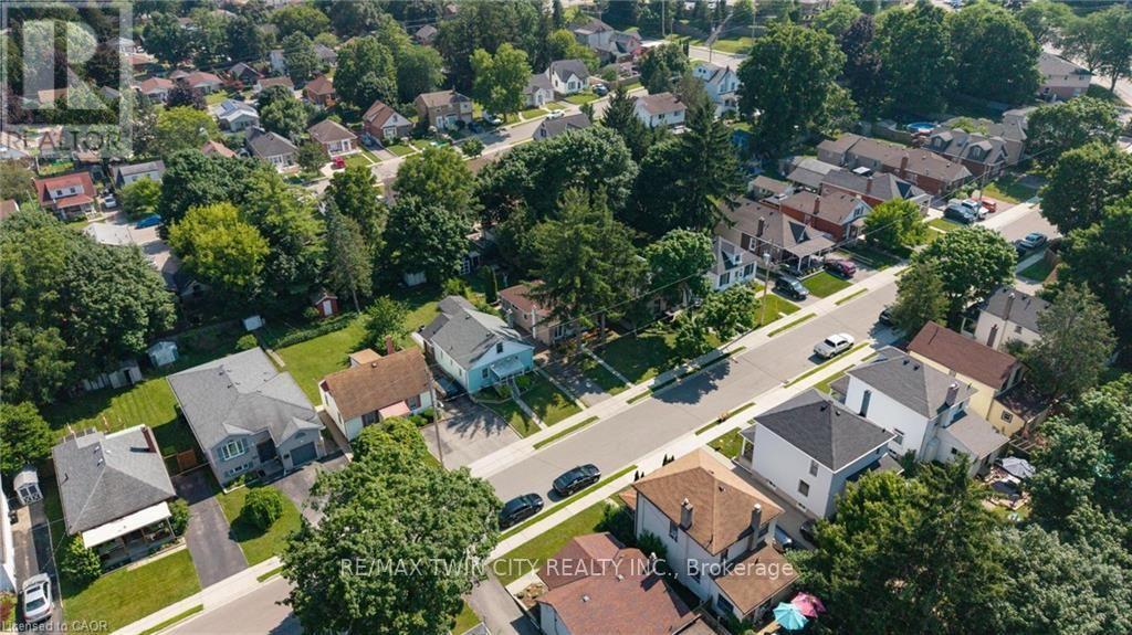 137 FRANCIS STREET - 33