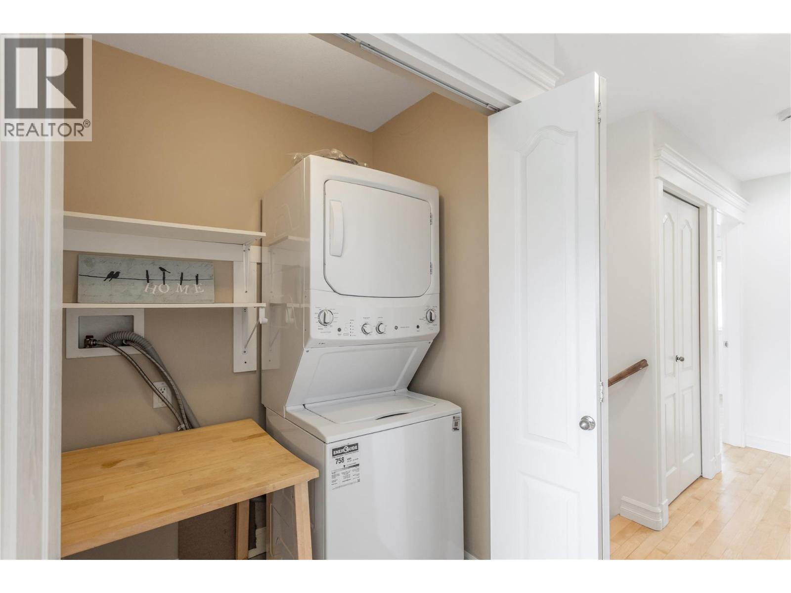 #104 4049 Lakeshore Road - 20