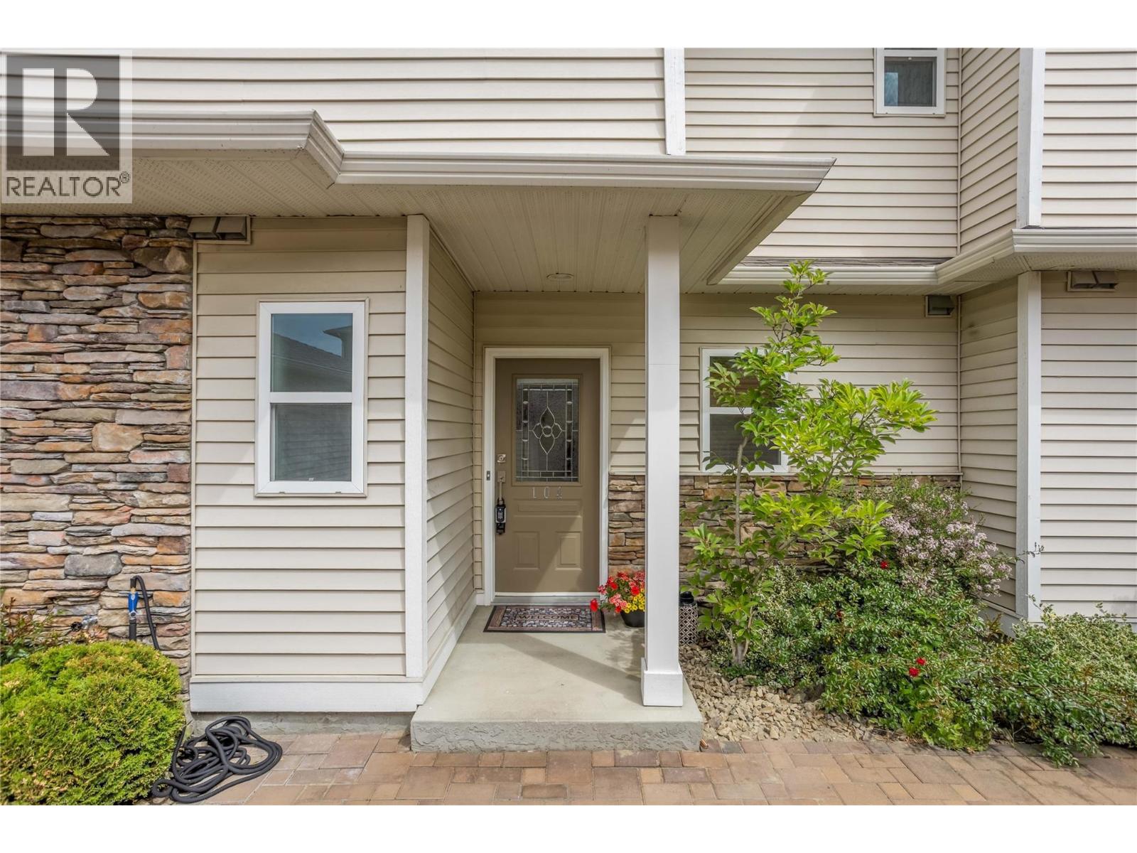 #104 4049 Lakeshore Road - 1
