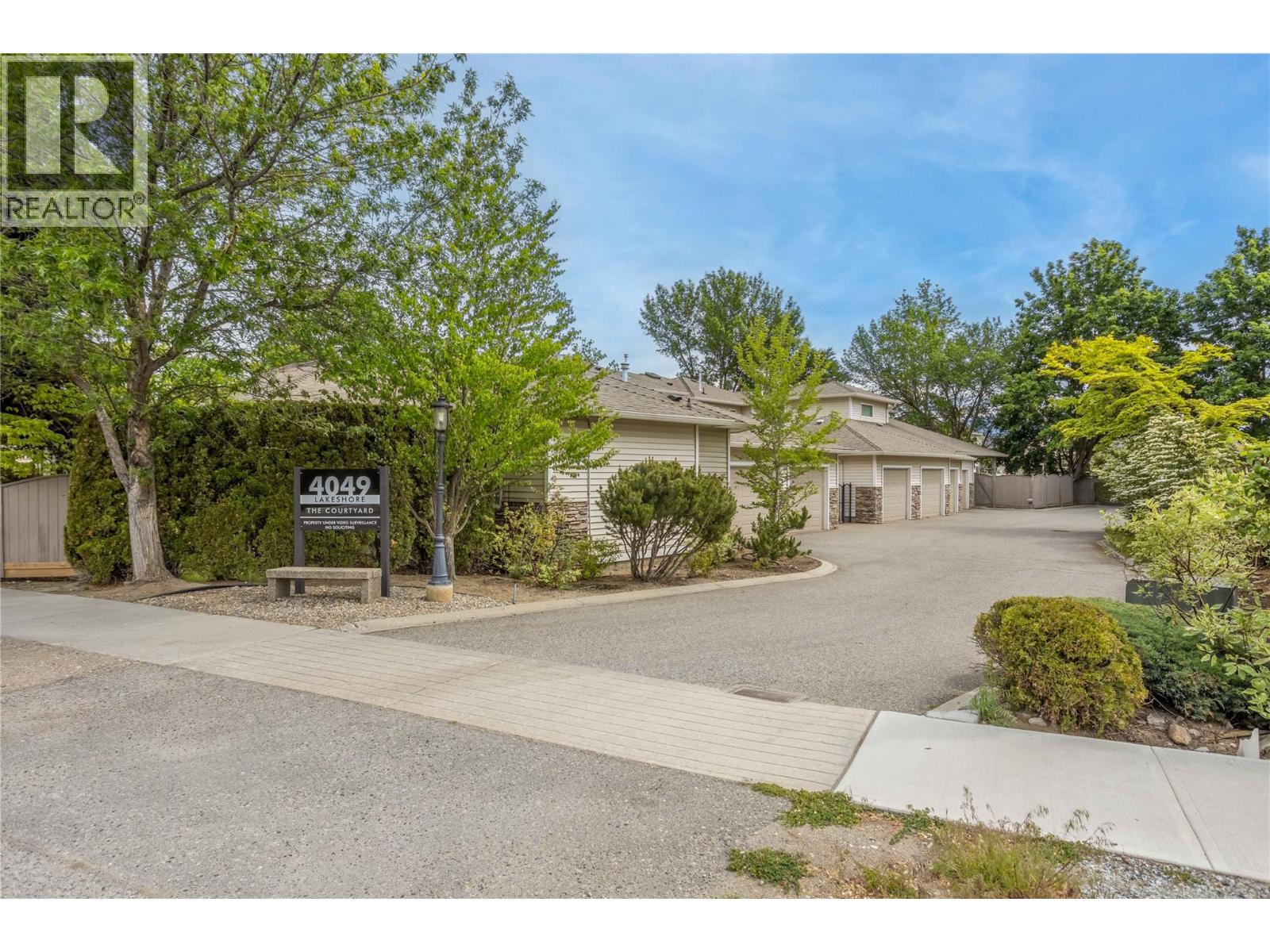 #104 4049 Lakeshore Road - 34