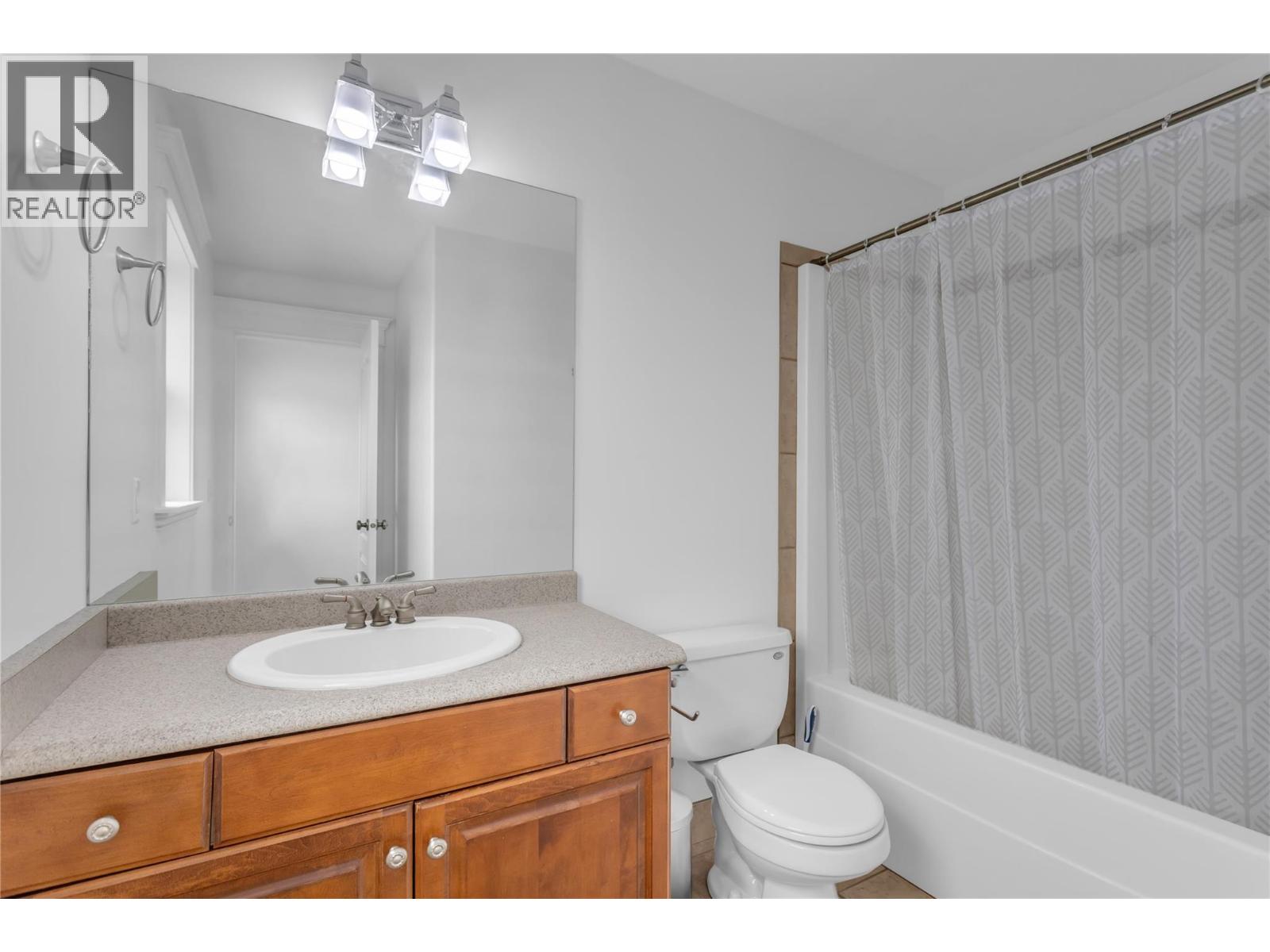 #104 4049 Lakeshore Road - 16