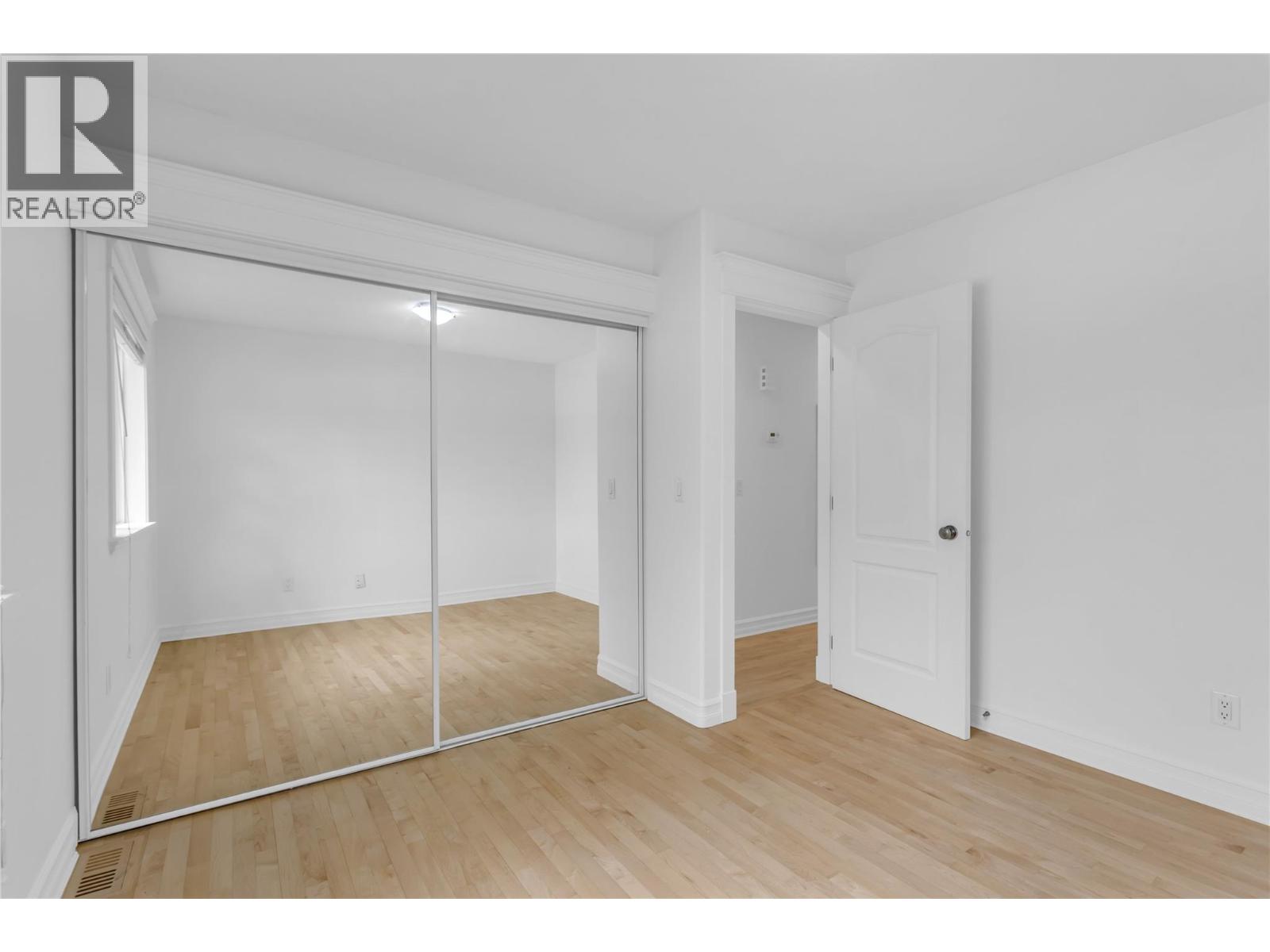 #104 4049 Lakeshore Road - 18
