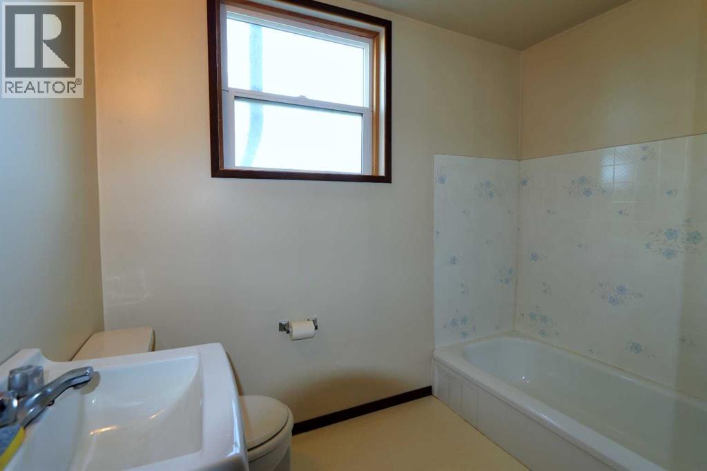 5108 54 Street - 17