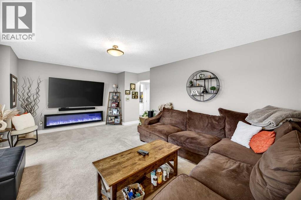 39 Nolanfield Crescent NW - 22