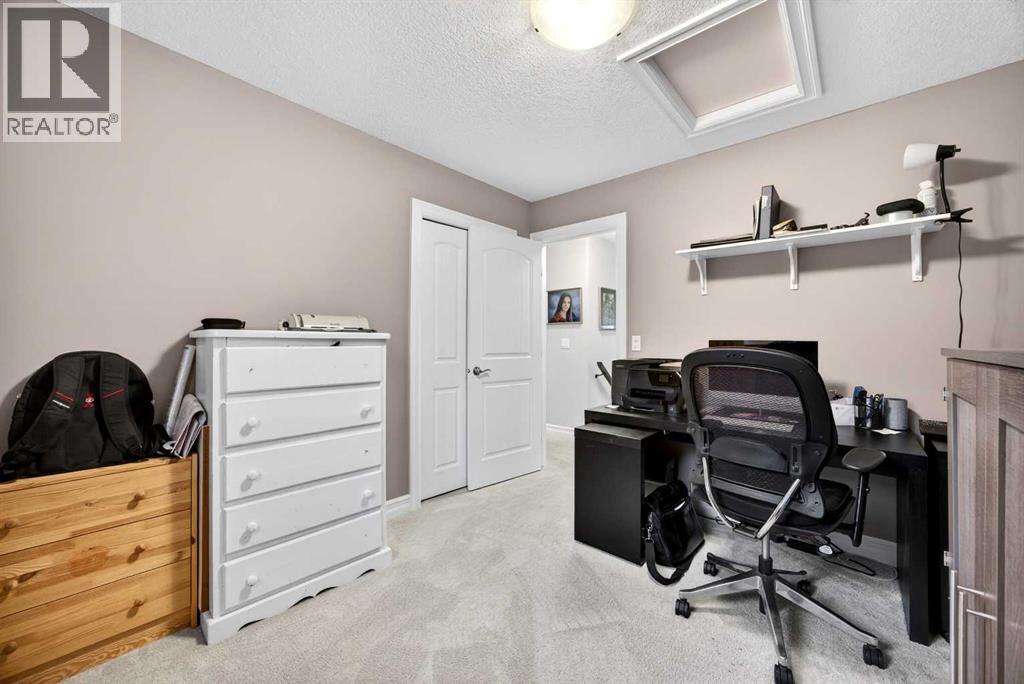 39 Nolanfield Crescent NW - 33