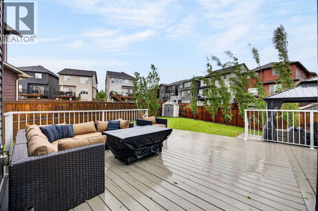 39 Nolanfield Crescent NW - 43