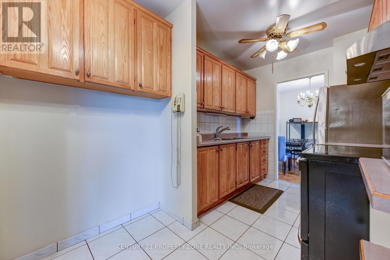 #907 3025 QUEEN FREDERICA DRIVE - 10