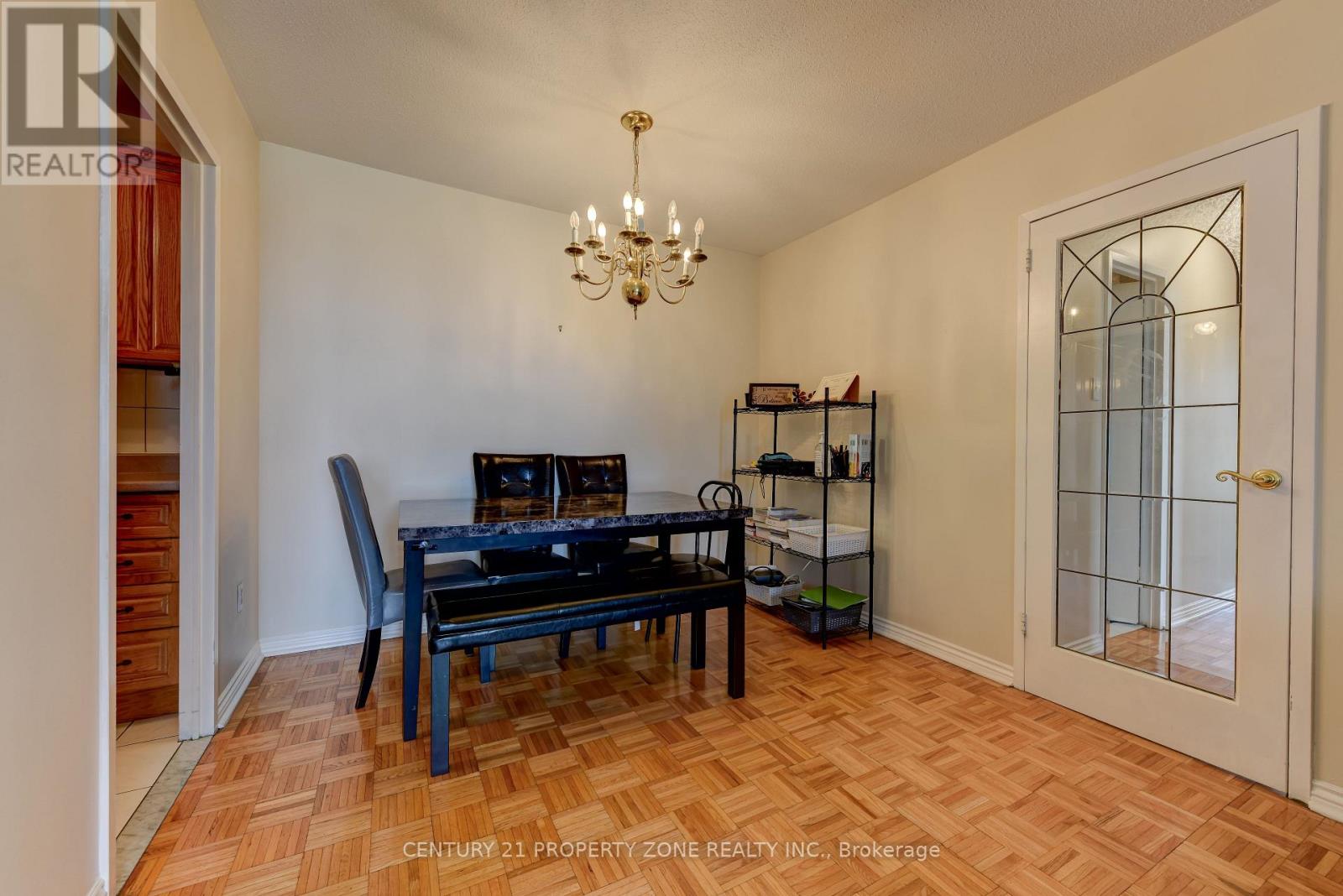 #907 3025 QUEEN FREDERICA DRIVE - 14