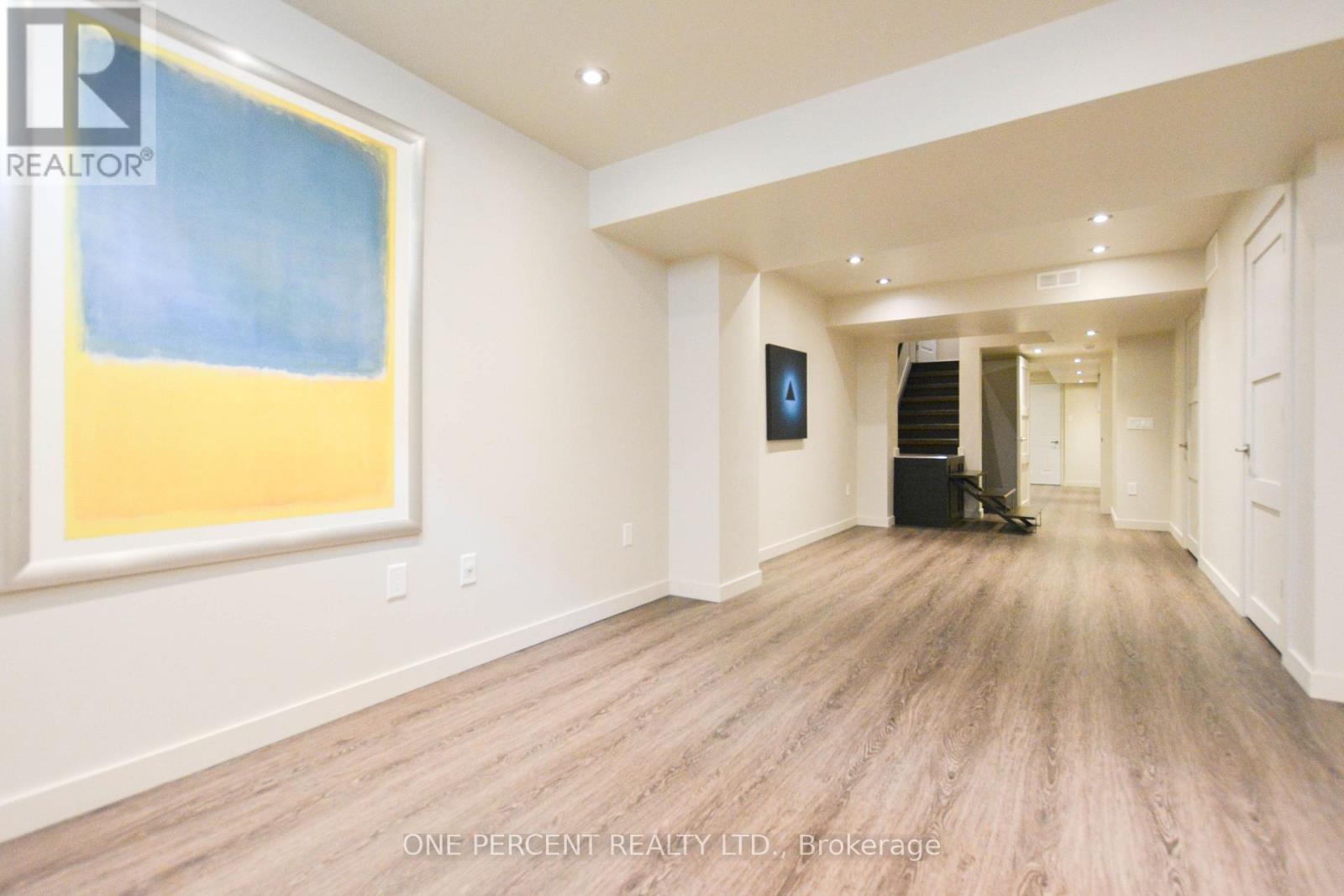 16 DENARIUS CRESCENT - 34