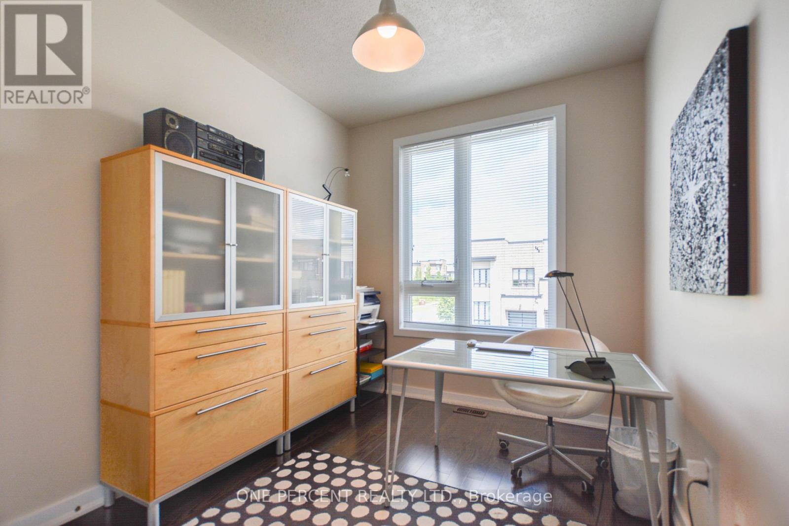 16 DENARIUS CRESCENT - 26