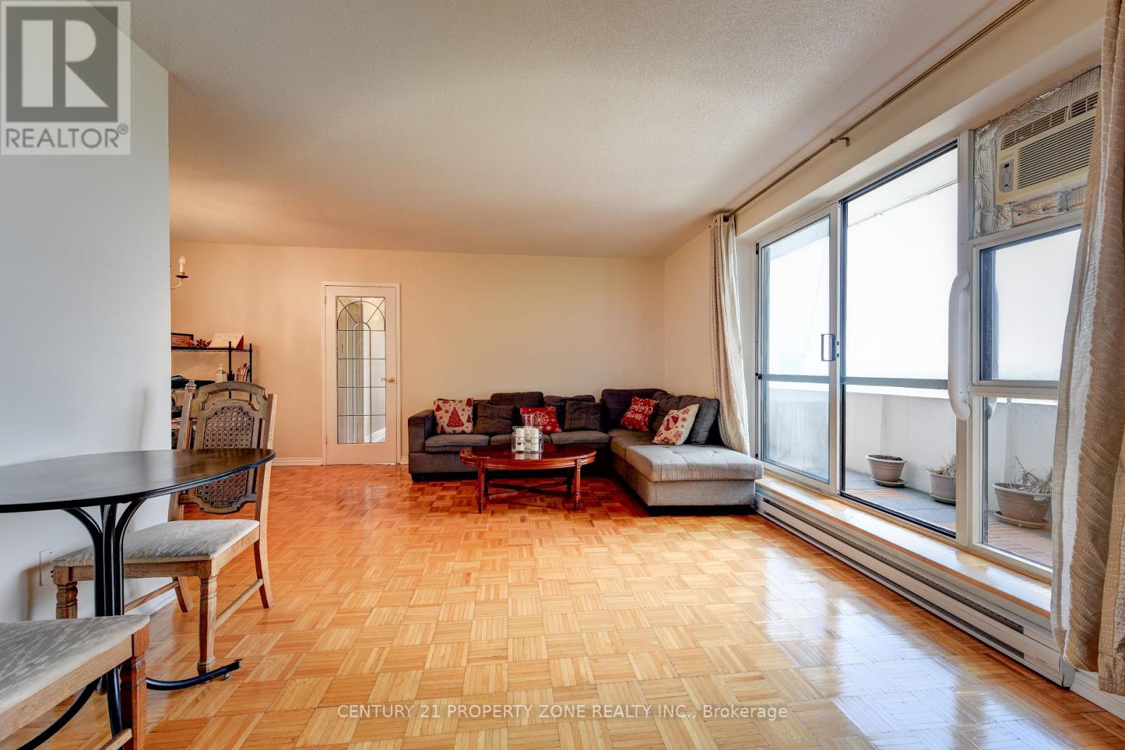 #907 3025 QUEEN FREDERICA DRIVE - 13