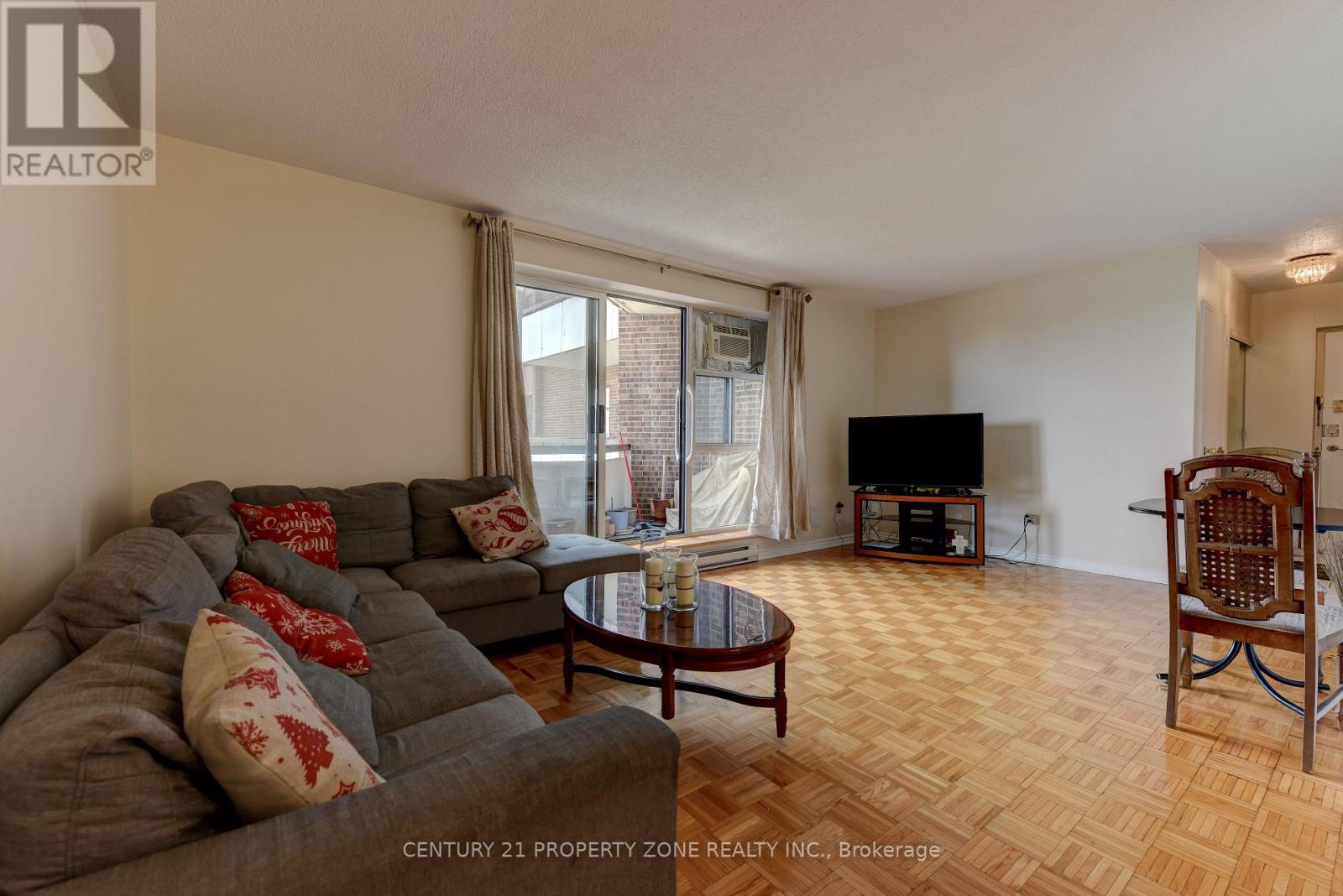 #907 3025 QUEEN FREDERICA DRIVE - 17