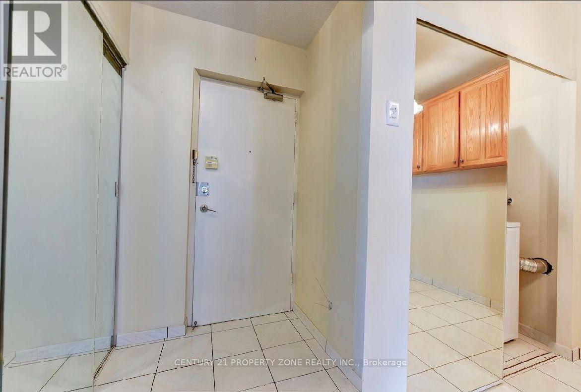 #907 3025 QUEEN FREDERICA DRIVE - 6