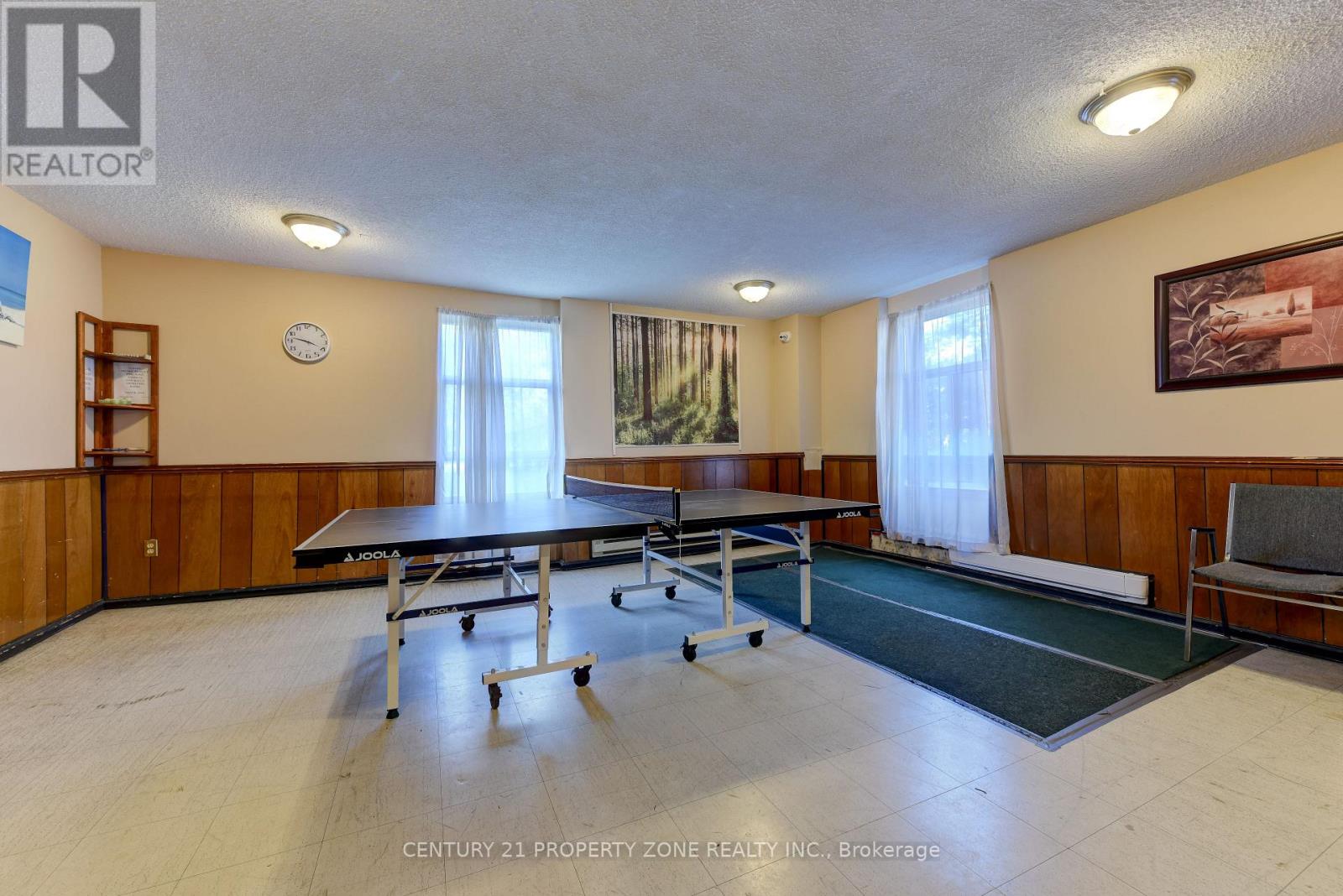 #907 3025 QUEEN FREDERICA DRIVE - 31