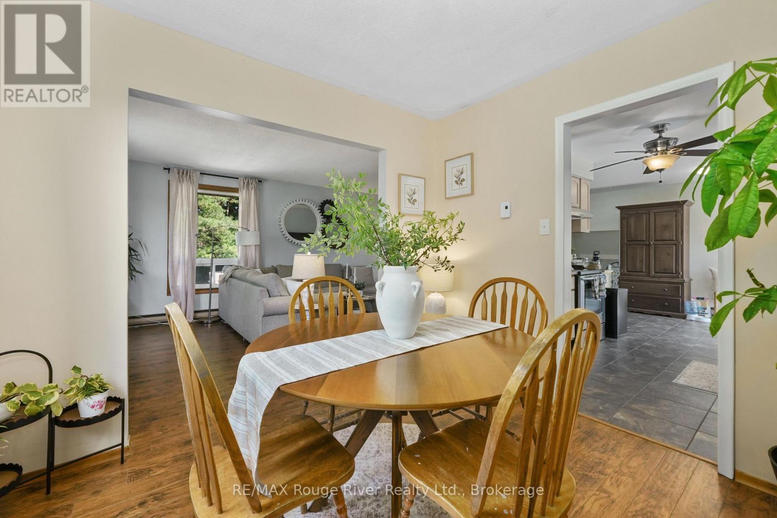 333 ARTHURS LANE - 24
