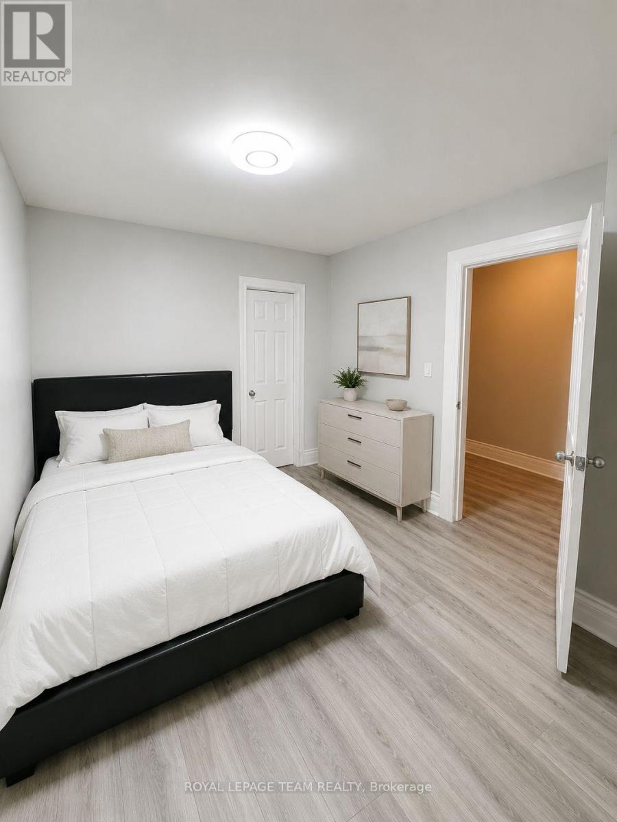 73 LOWER CHARLOTTE STREET, Ottawa. Luxury613. By Peter Sagos - Image 9