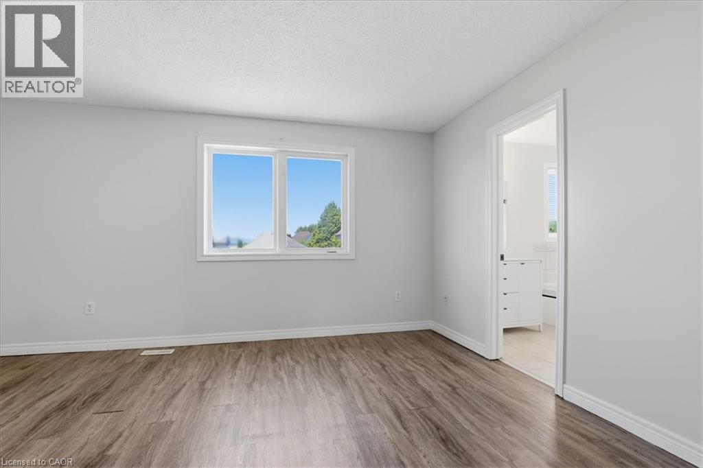 43 DECARO Crescent - 15