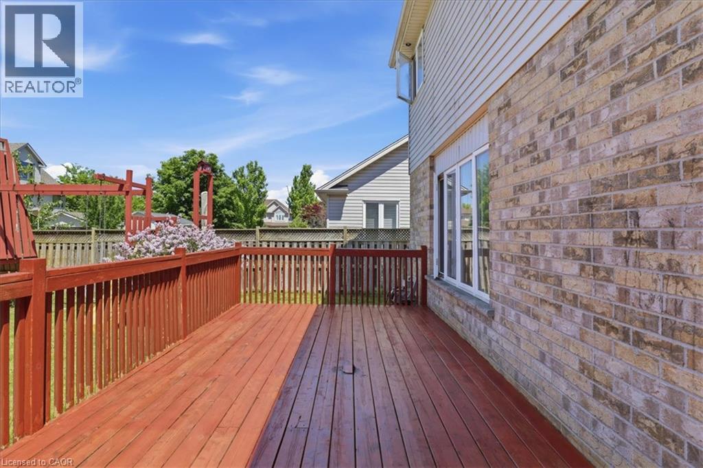 43 DECARO Crescent - 22