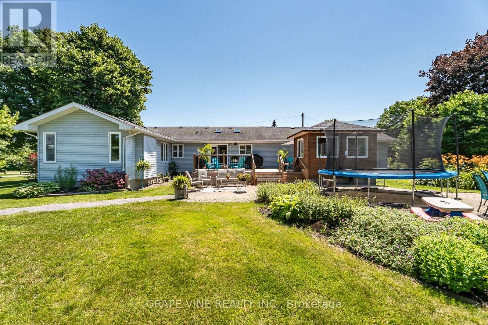 8391 ROWAN DR DRIVE, Ottawa. Luxury613. By Peter Sagos - Image 7