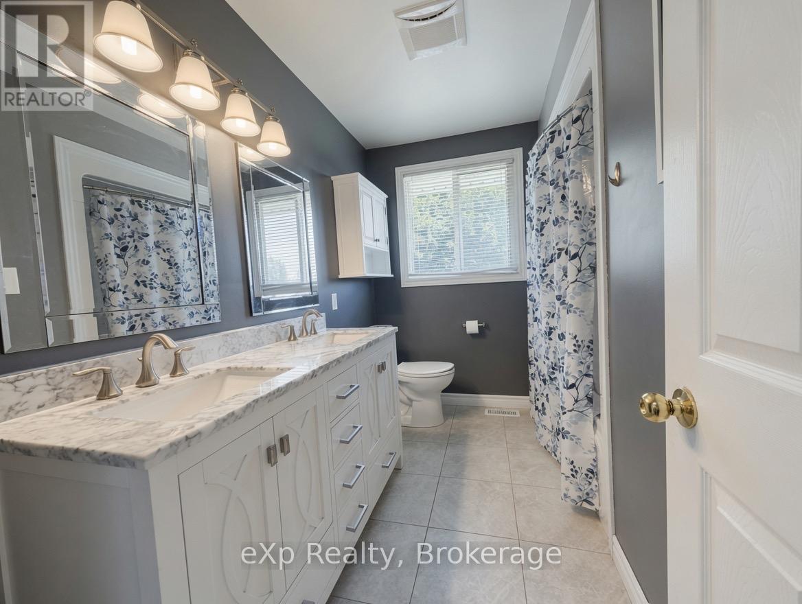 160 WESTFALL CRESCENT - 10