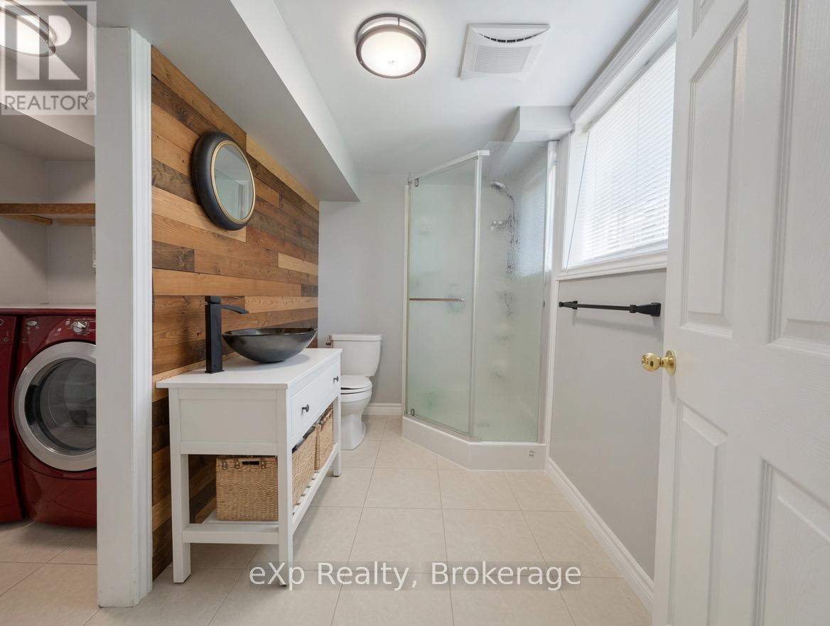 160 WESTFALL CRESCENT - 18