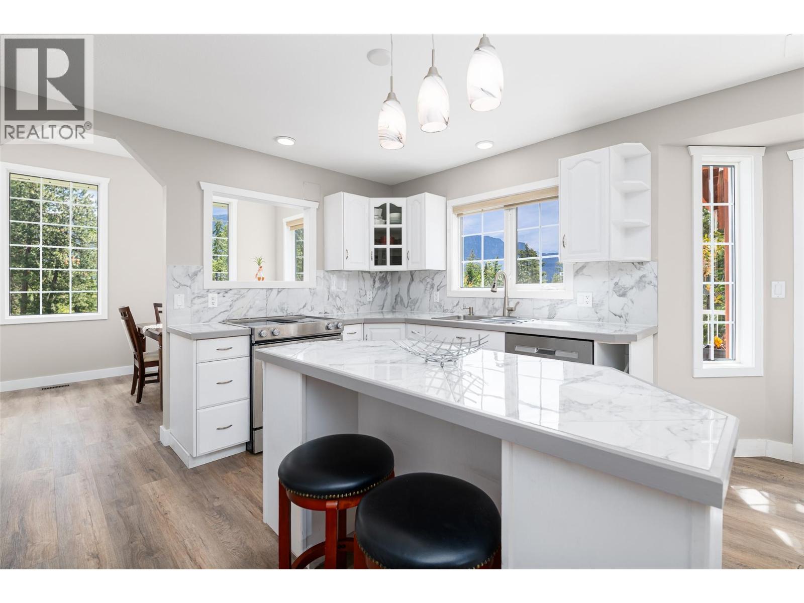 2925 Beam Road - 12