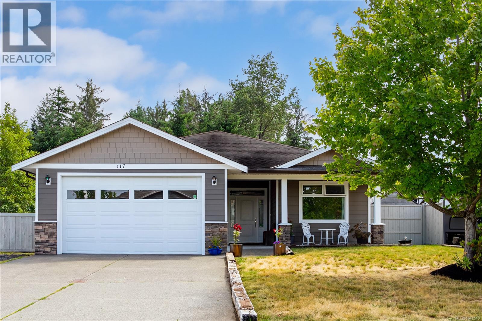 117 Strathcona Way - 4
