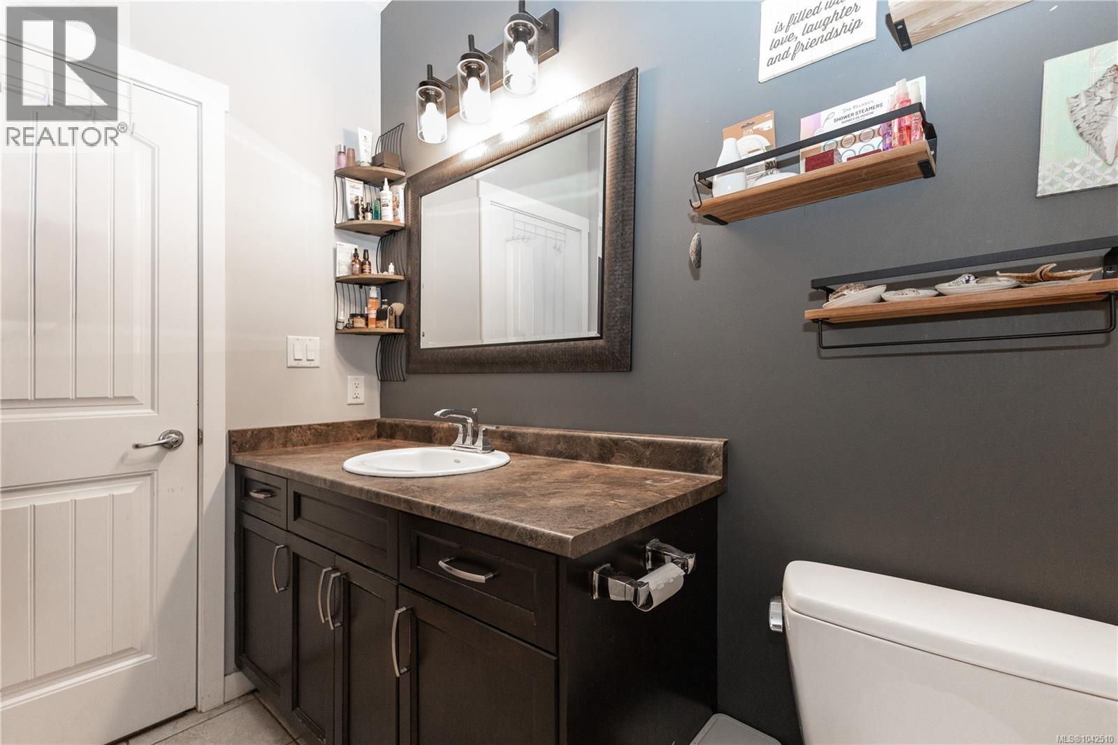 117 Strathcona Way - 30