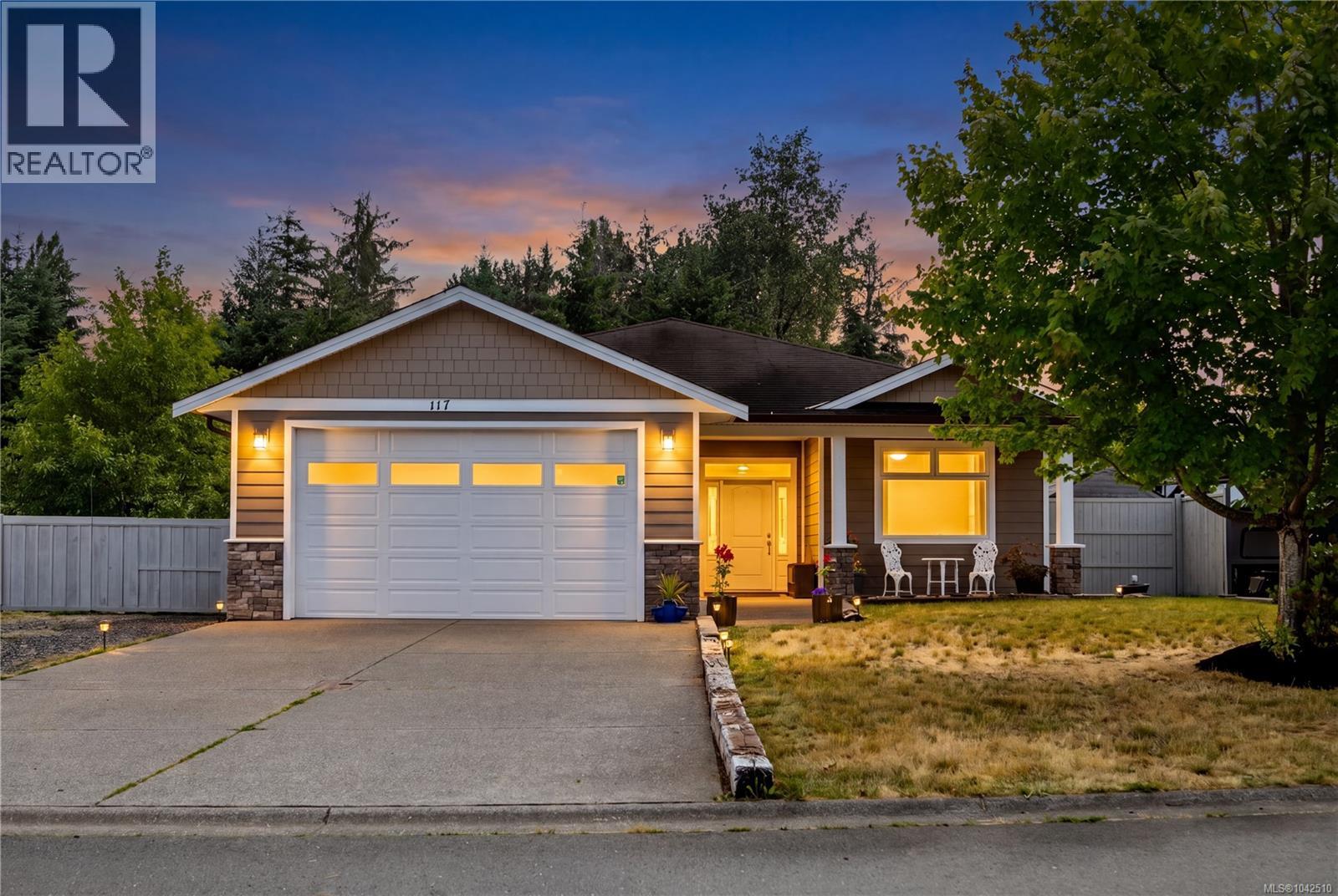 117 Strathcona Way - 1