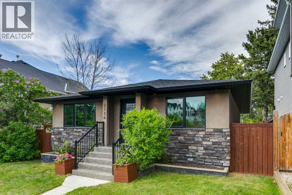 2136 26 Avenue SW - 30