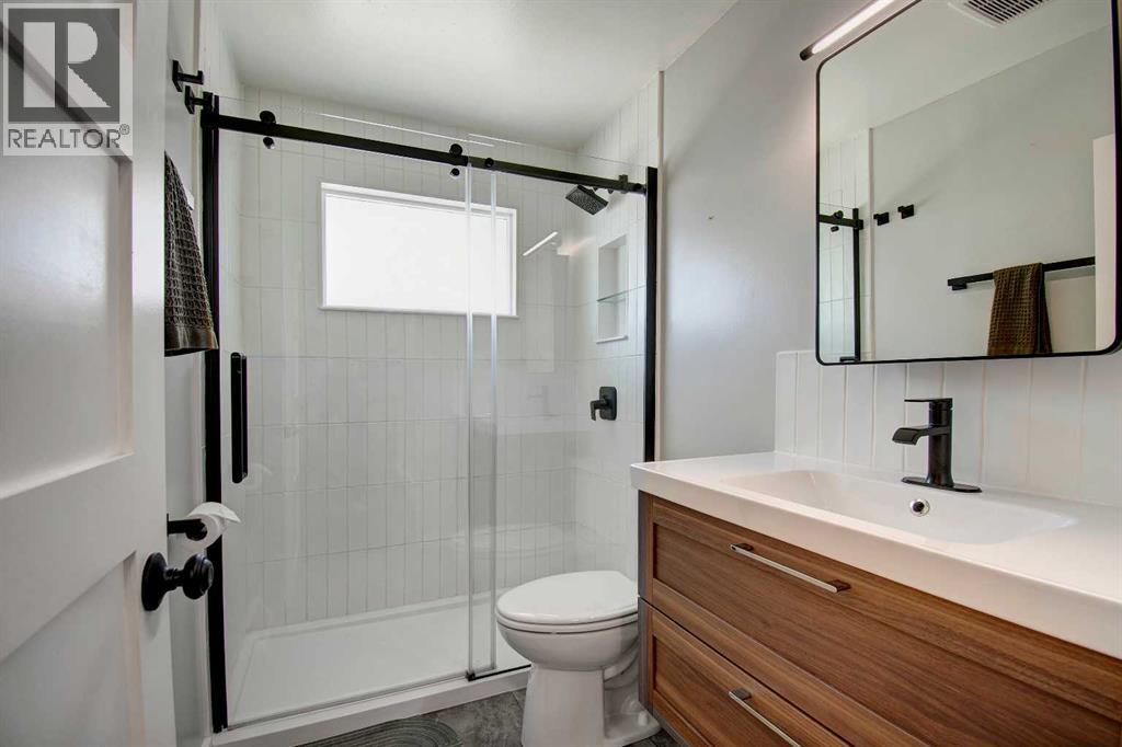 4319 Greenview Drive NE - 16