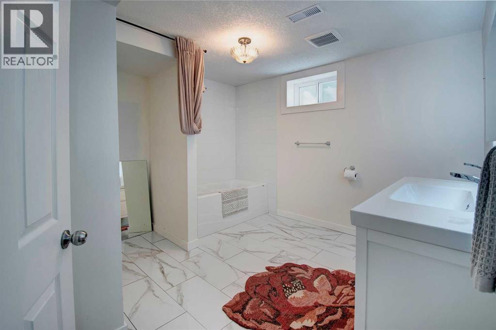 4319 Greenview Drive NE - 22