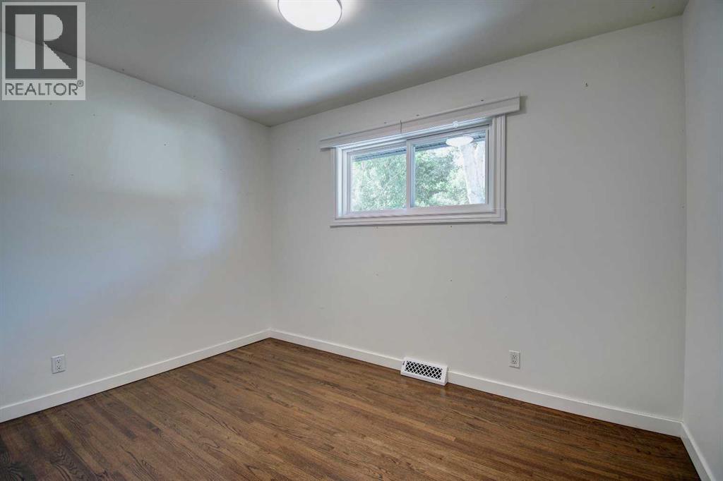 4319 Greenview Drive NE - 13