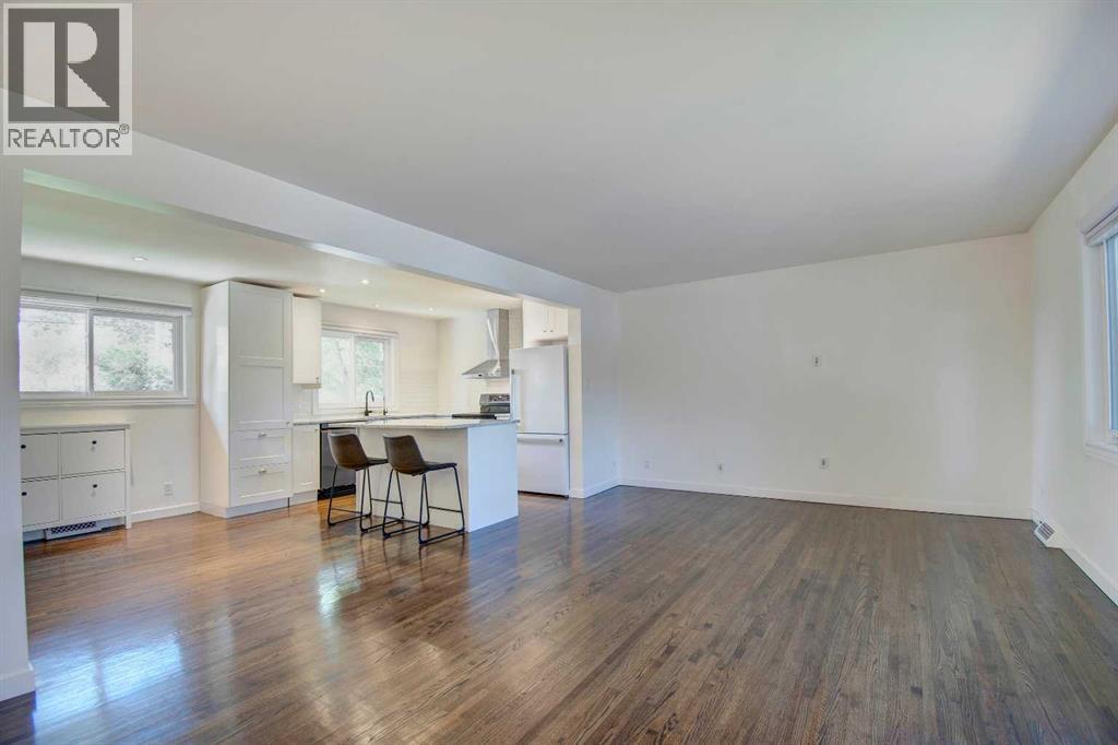 4319 Greenview Drive NE - 9