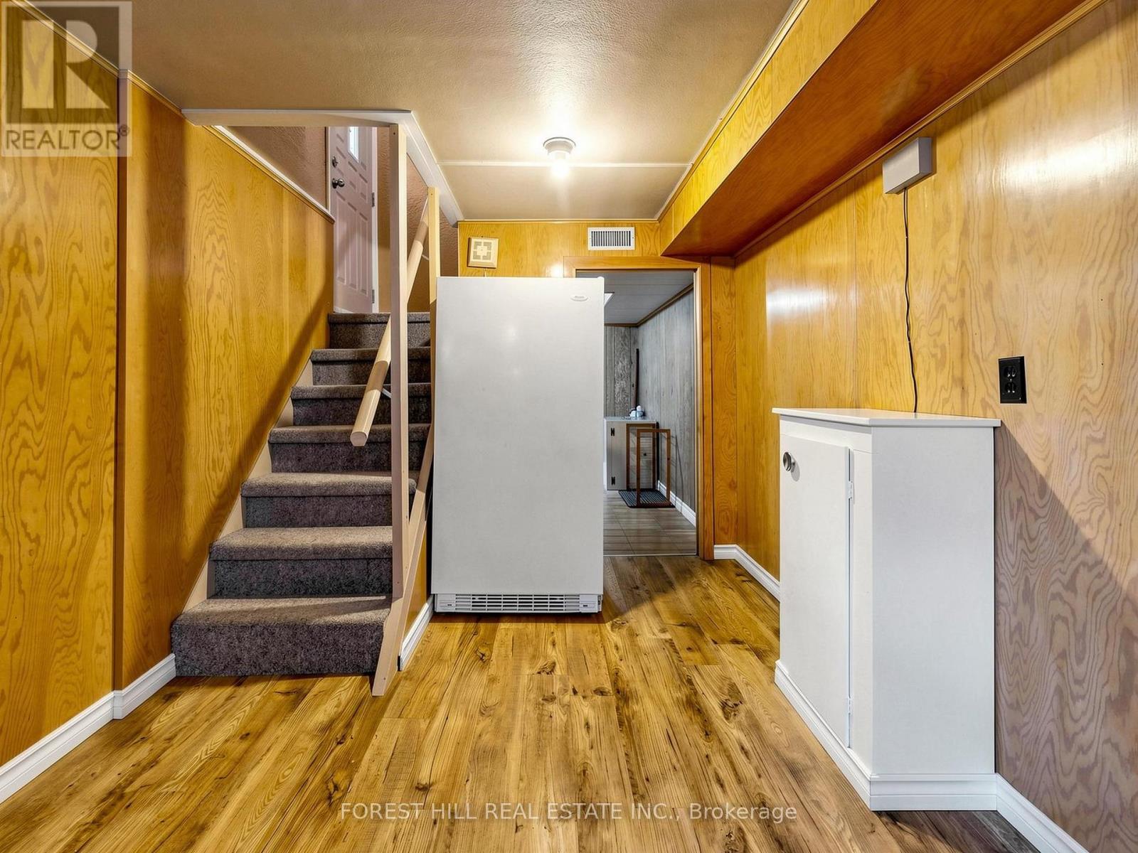 25 CARTWRIGHT AVENUE - 19