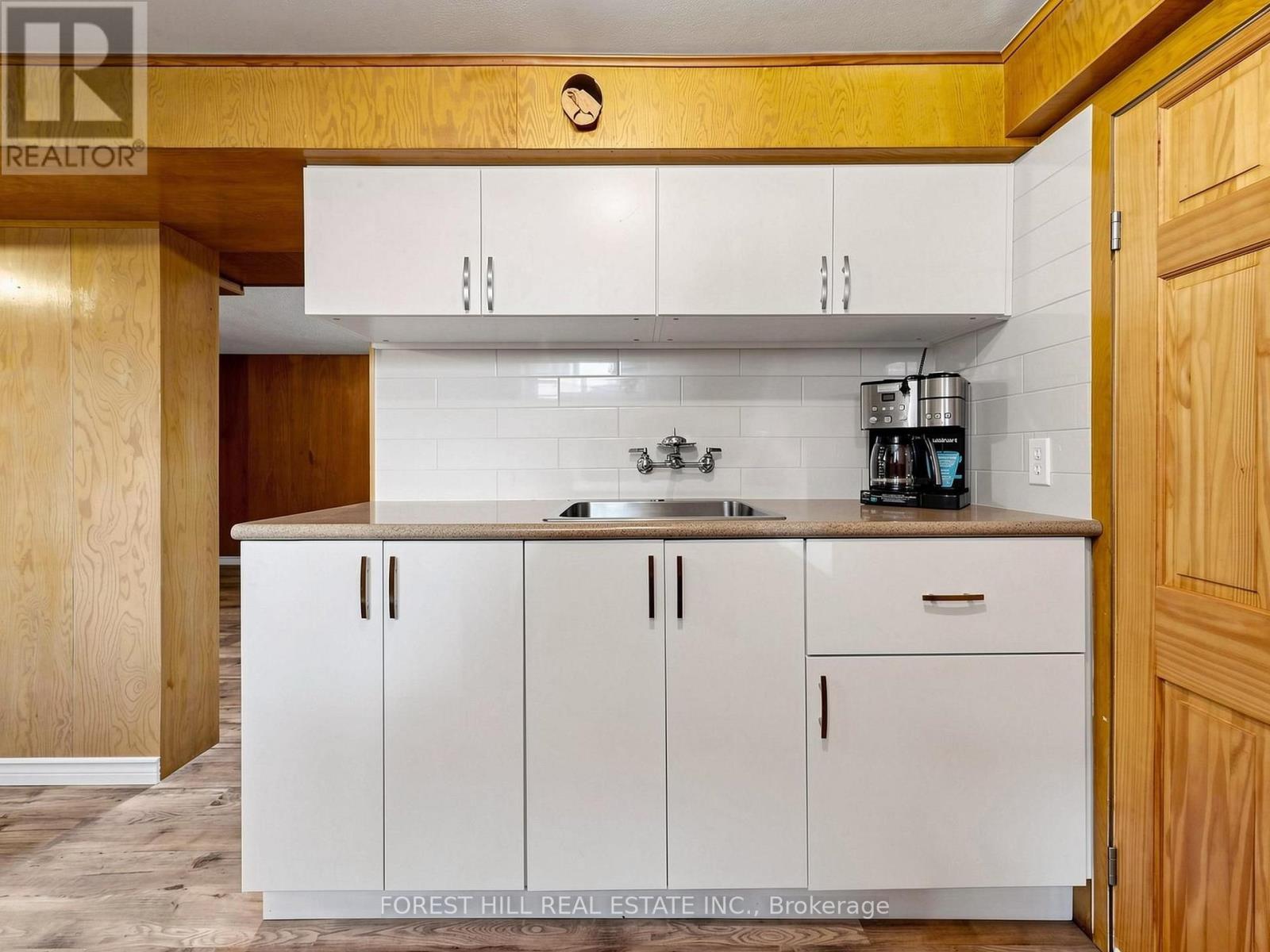 25 CARTWRIGHT AVENUE - 21