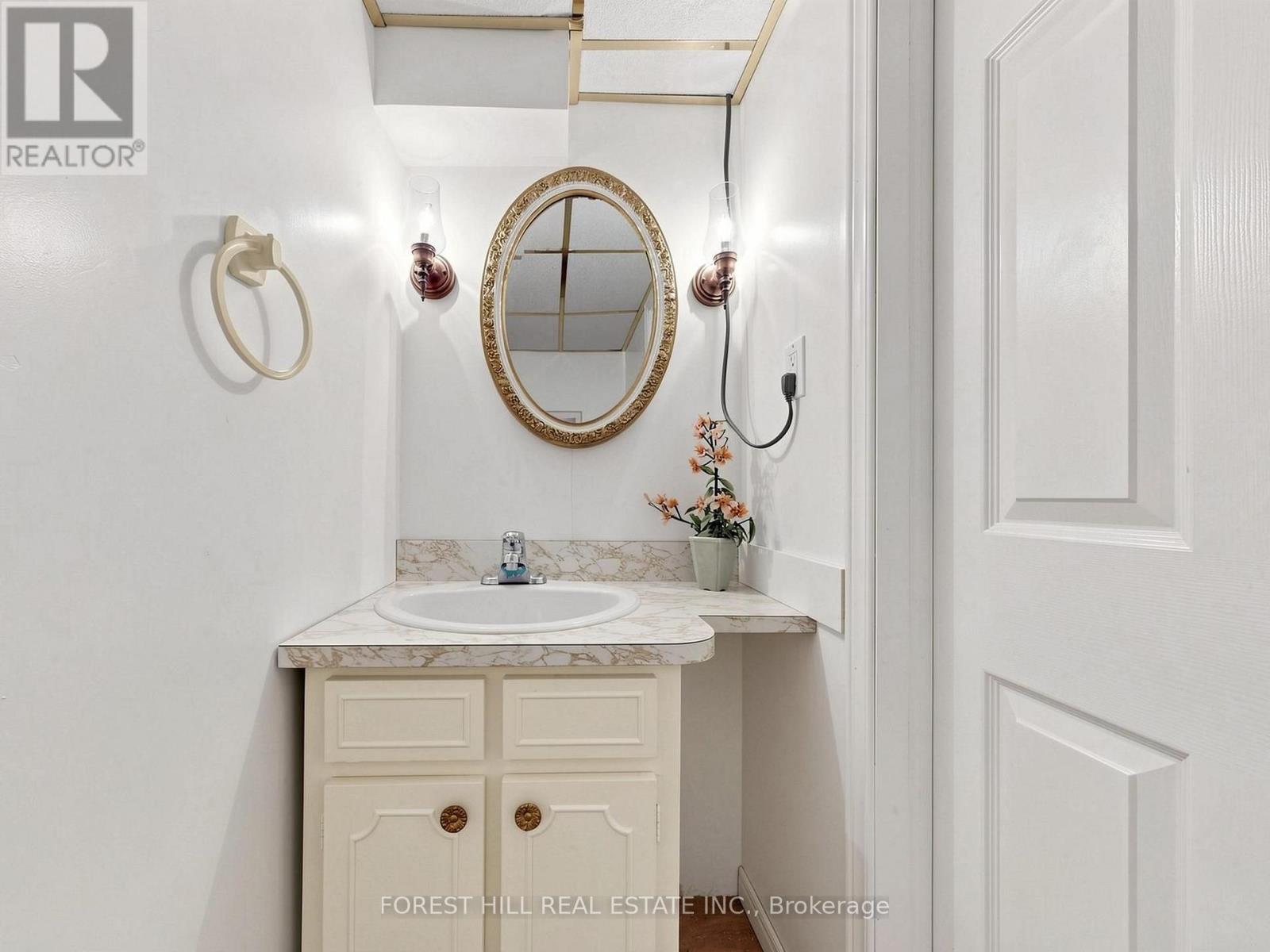 25 CARTWRIGHT AVENUE - 27