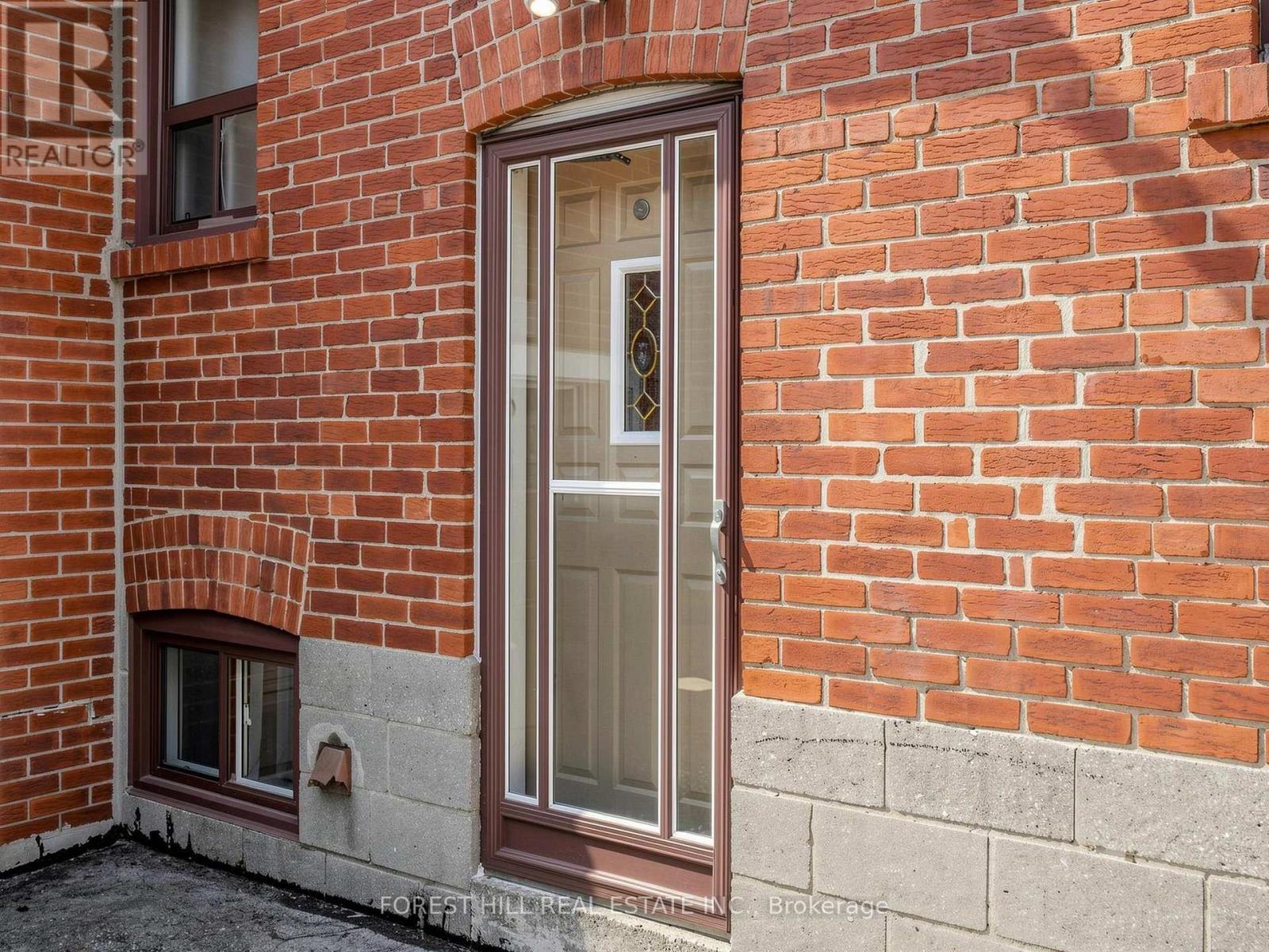 25 CARTWRIGHT AVENUE - 30