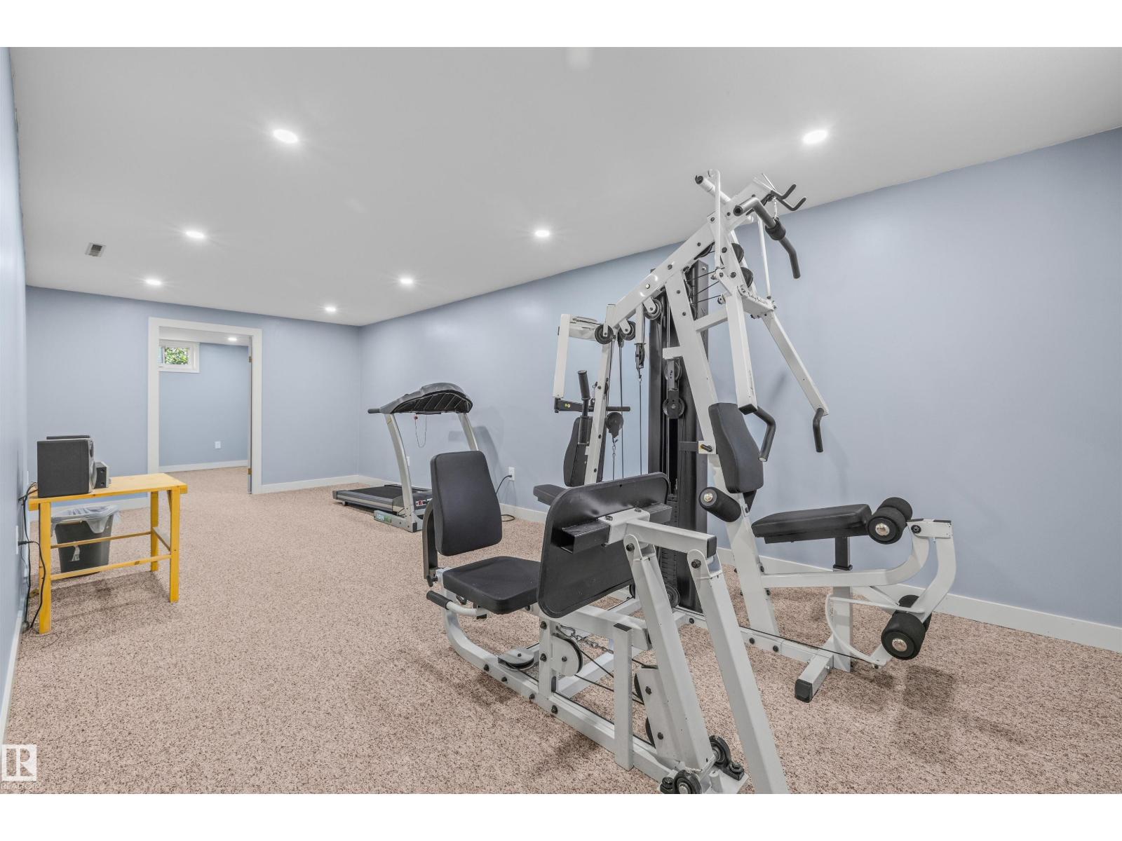 10534 163 ST NW - 24